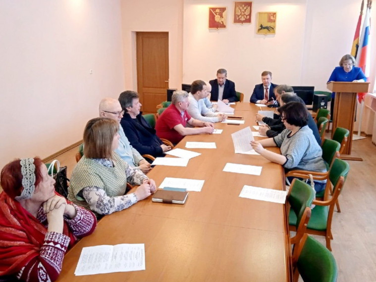 Члены Общественного совета округа подключатся к «Разговорам о важном». Члены Общественного совета округа подключатся к «Разговорам о важном».
