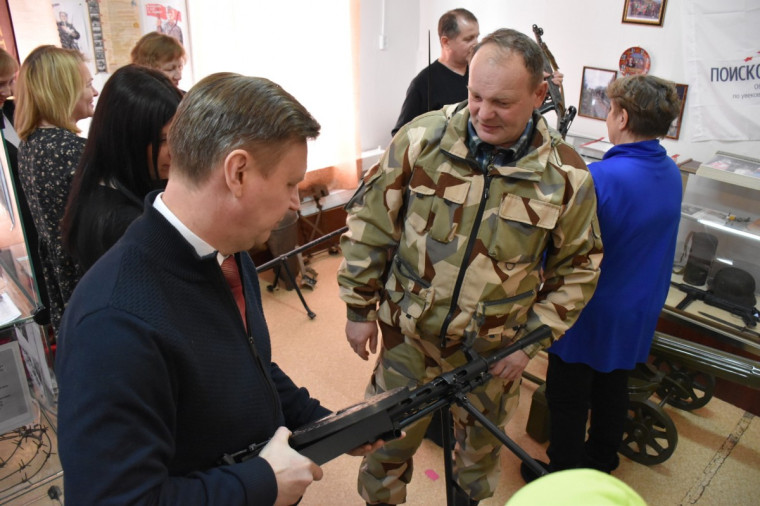 Тотемский округ берет курс на систематический подход к военно-патриотическому воспитанию школьников и студентов. Тотемский округ берет курс на систематический подход к военно-патриотическому воспитанию школьников и студентов.